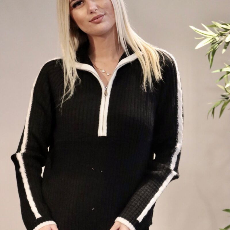 Knitted Zipped Sweater