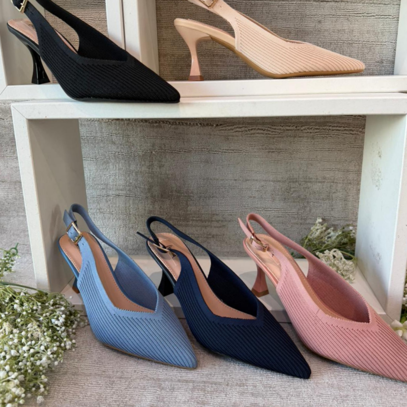 Textured Ribbed Pointed Heel