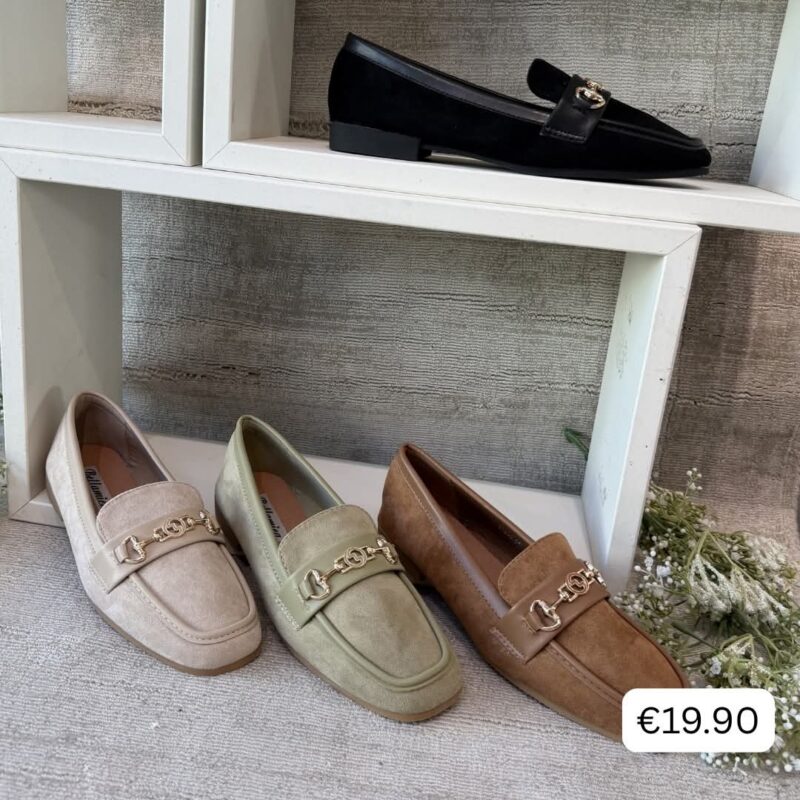 Chain Detail Suede Loafers