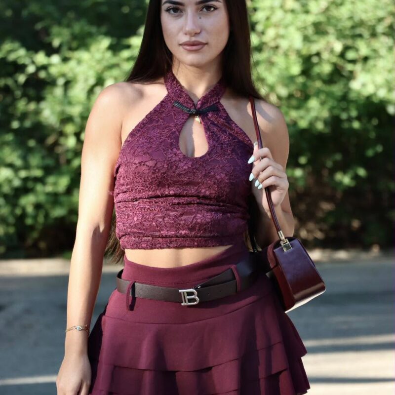 Keyhole-Cutout Lace Halter Crop Top