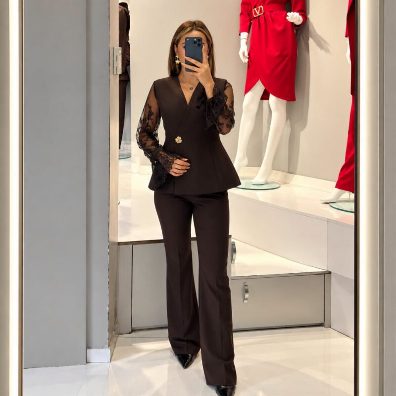 Single-Button Floral Lace-Sleeve Blazer Set